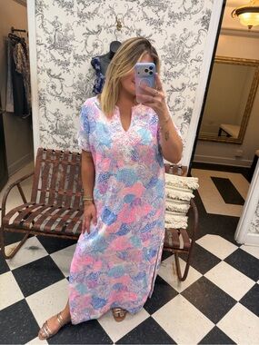 lilly pulitzer caridee maxi dress Lilly Pulitzer Womens Caridee Maxi Dress (Resort White) (Size L)